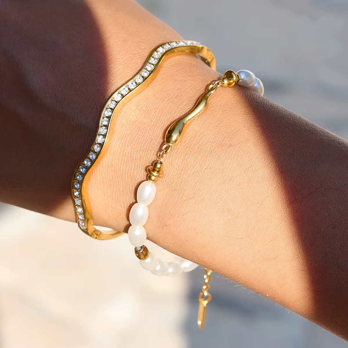 Pearl & Wave Bracelet