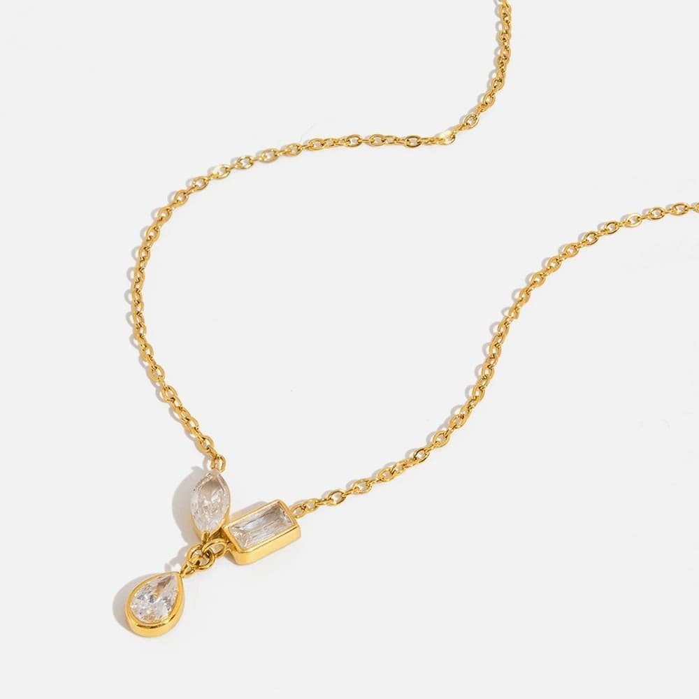 Short Dainty Necklace